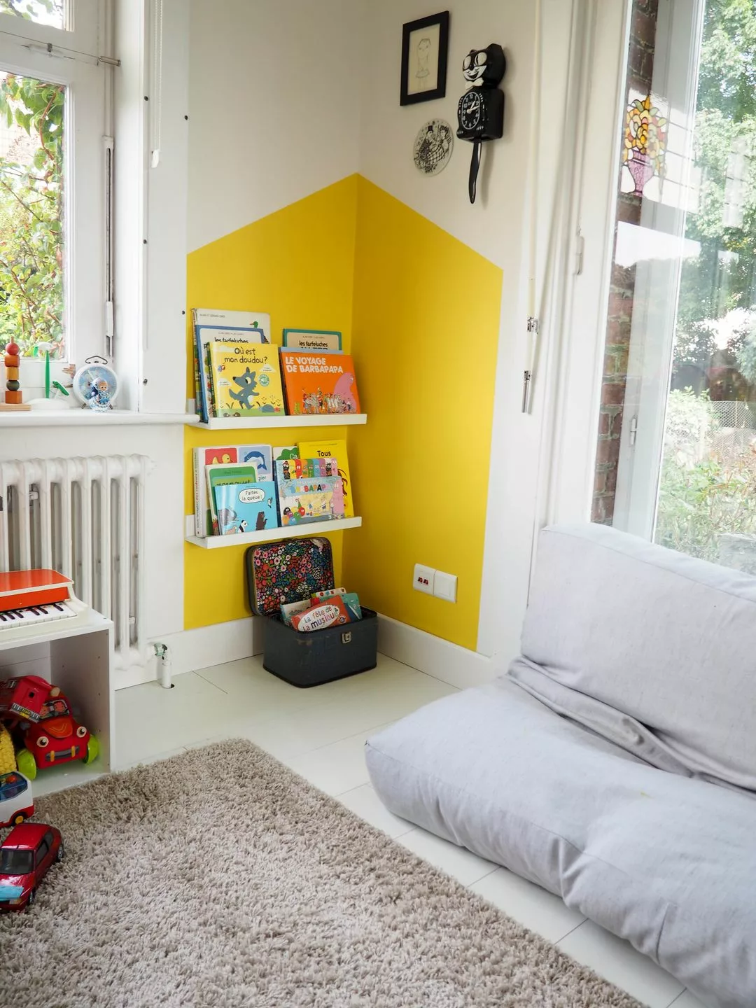 DIY peindre une maison maisonette pour sublimer un coin de mur