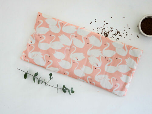 Bouillotte en graines de lin Cygnes Roses