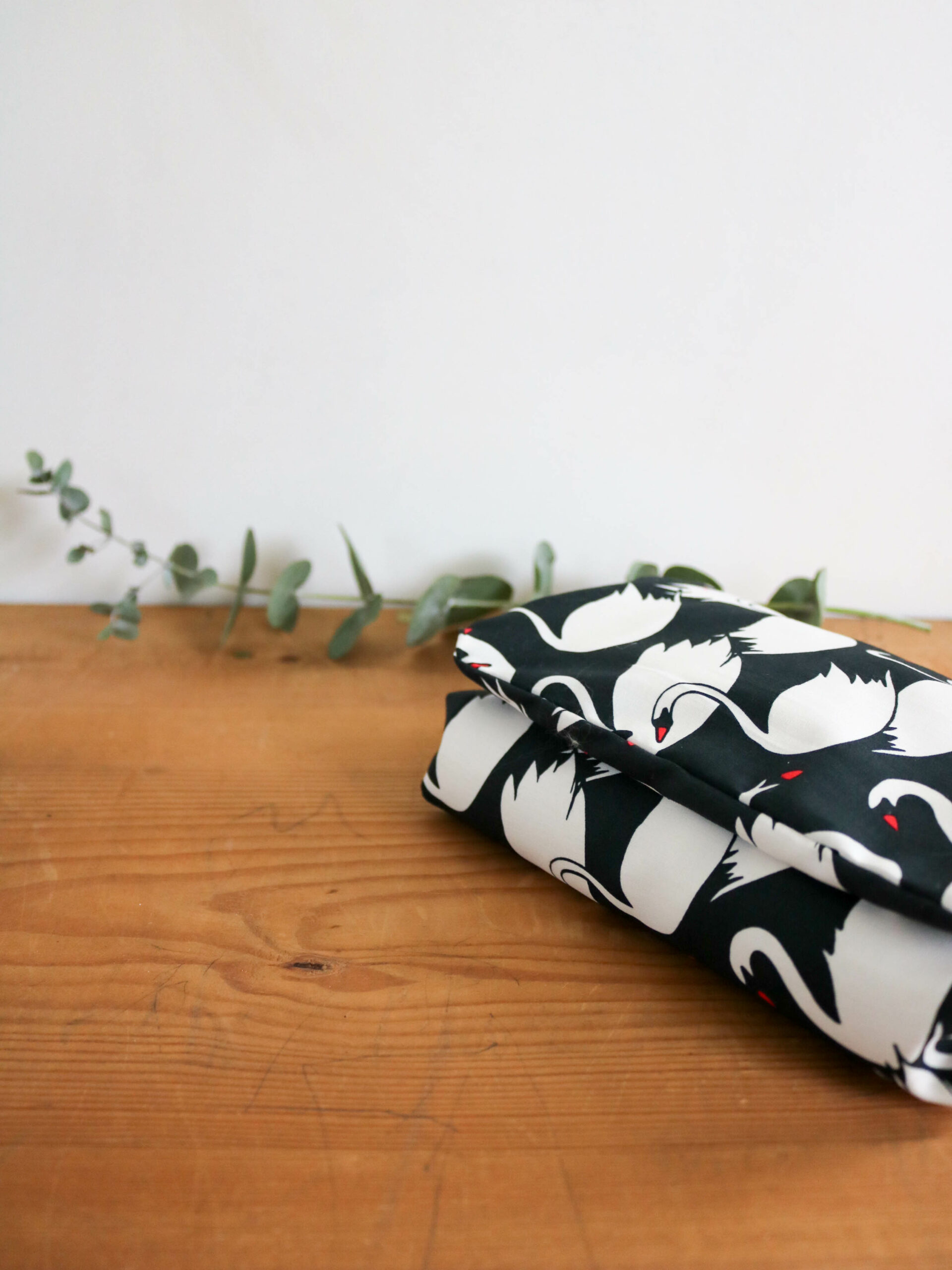 Bouillotte en graines de lin Cygnes Noirs – Image 3