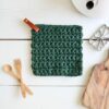 manique dessous de plat pose plat crochet coton recyclé lien en cuir (4) Manique pose plat crochet crocheté en coton recyclé avec lien en cuir lavable