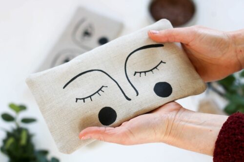 bouillotte sèche en graines de lin yeux masque apaisant compresse chaude (13) La petite bouillotte en graines de lin yeux repos