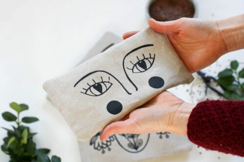bouillotte sèche en graines de lin yeux masque apaisant compresse chaude (15) La petite bouillotte en graines de lin yeux eveil