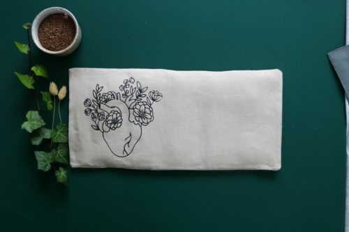 La grande bouillotte en graines de lin Cœur