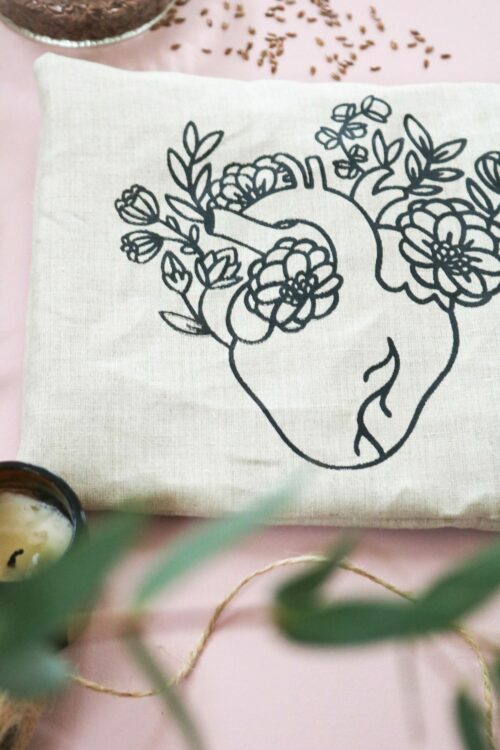 bouillotte sèche graines de lin coeur sérigraphie (12) La grande bouillotte en graines de lin Cœur