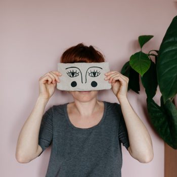 La petite bouillotte en graines de lin yeux eveil