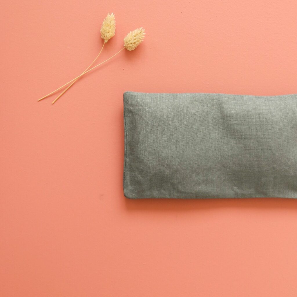 petite bouillotte en graines de lin