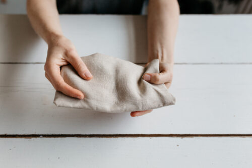 La petite bouillotte en graines de lin - Soleil