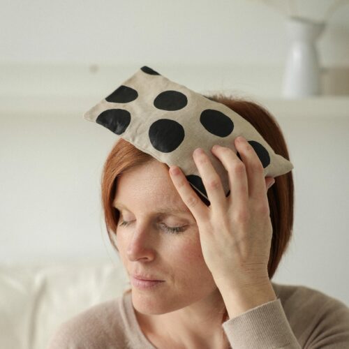 Petite bouillotte en graines de lin migraine froid